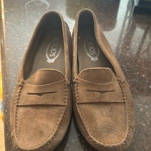 Tod’s brown leather loafers women’s size 41